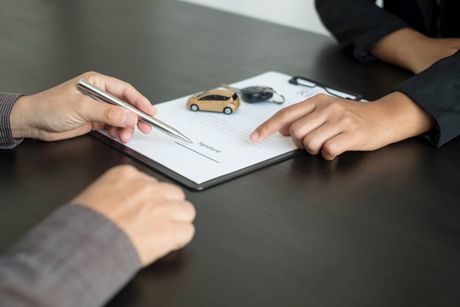 What documents do you need to rent a car in Montenegro as a foreigner?